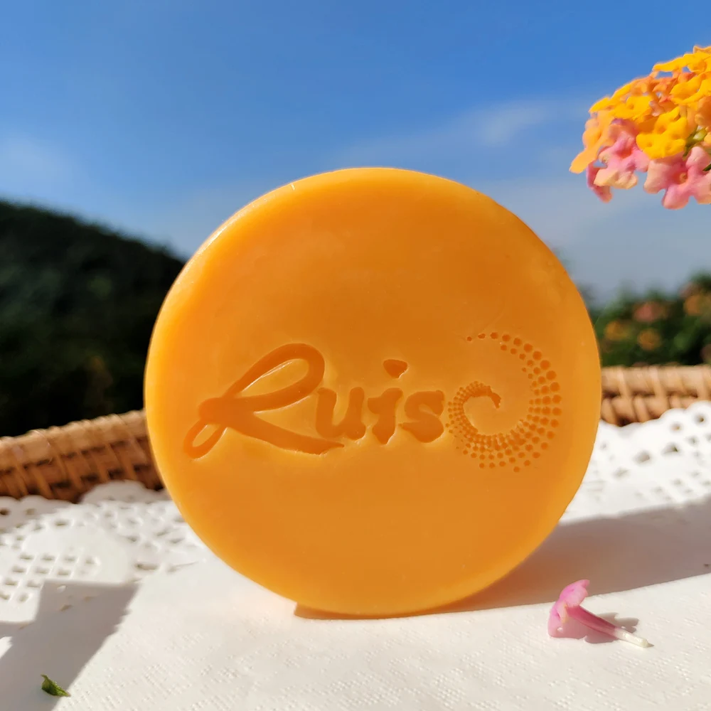 Hot sale products Wholesale Organic Raw Face Anti-acne Whitening Body Wash Tumeric Ginger Handmade Soap