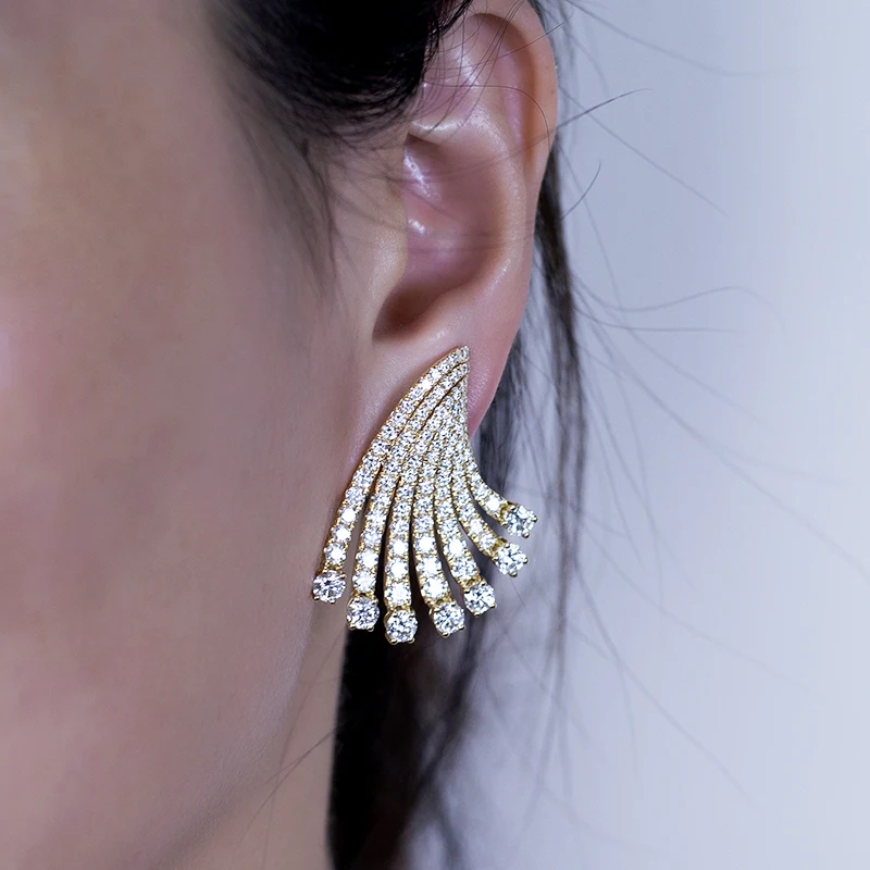 Серьги-гвоздики из желтого золота 18 карат