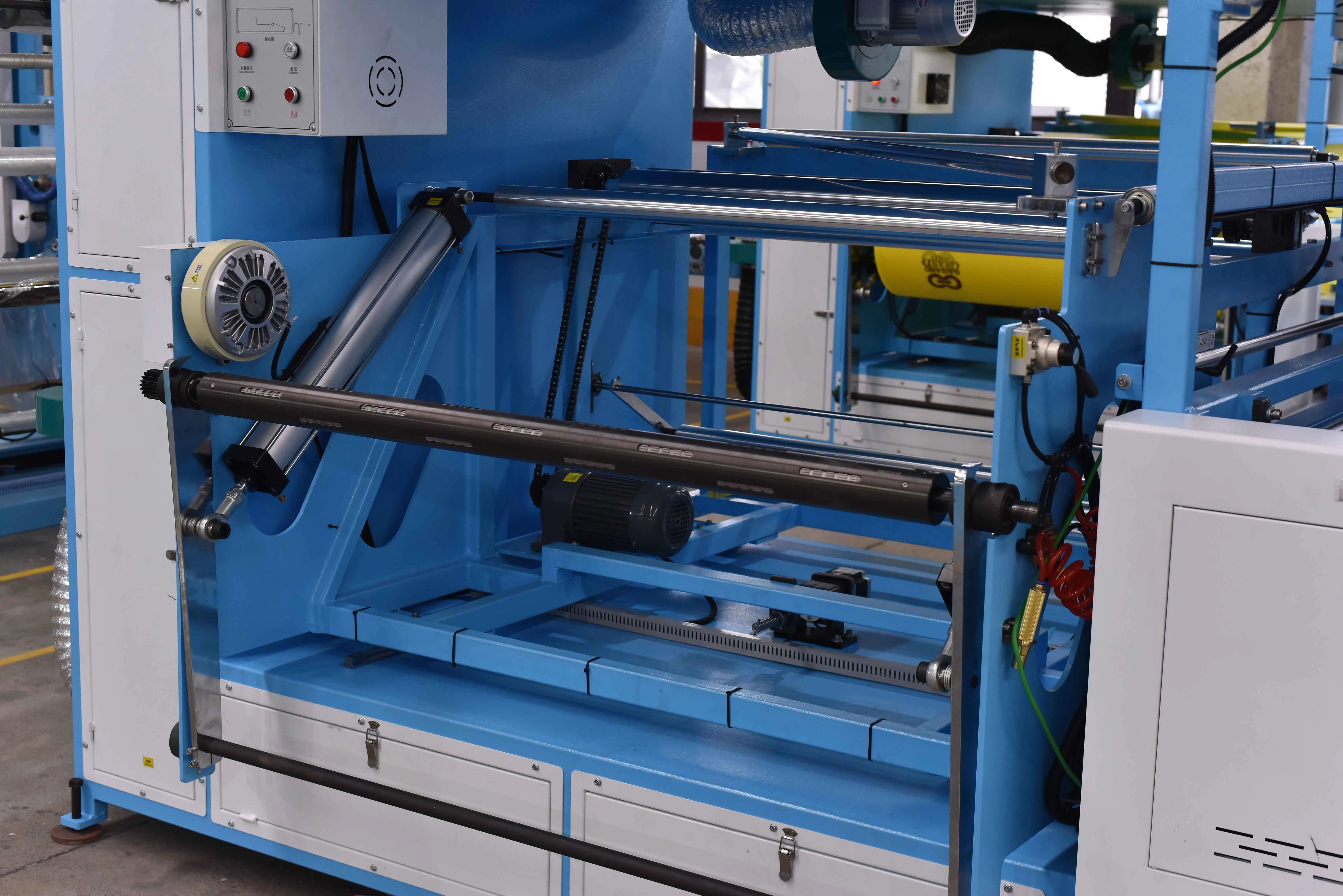 ZXH-A1200 Automatic monochrome roll to roll non woven screen printing machine price in China