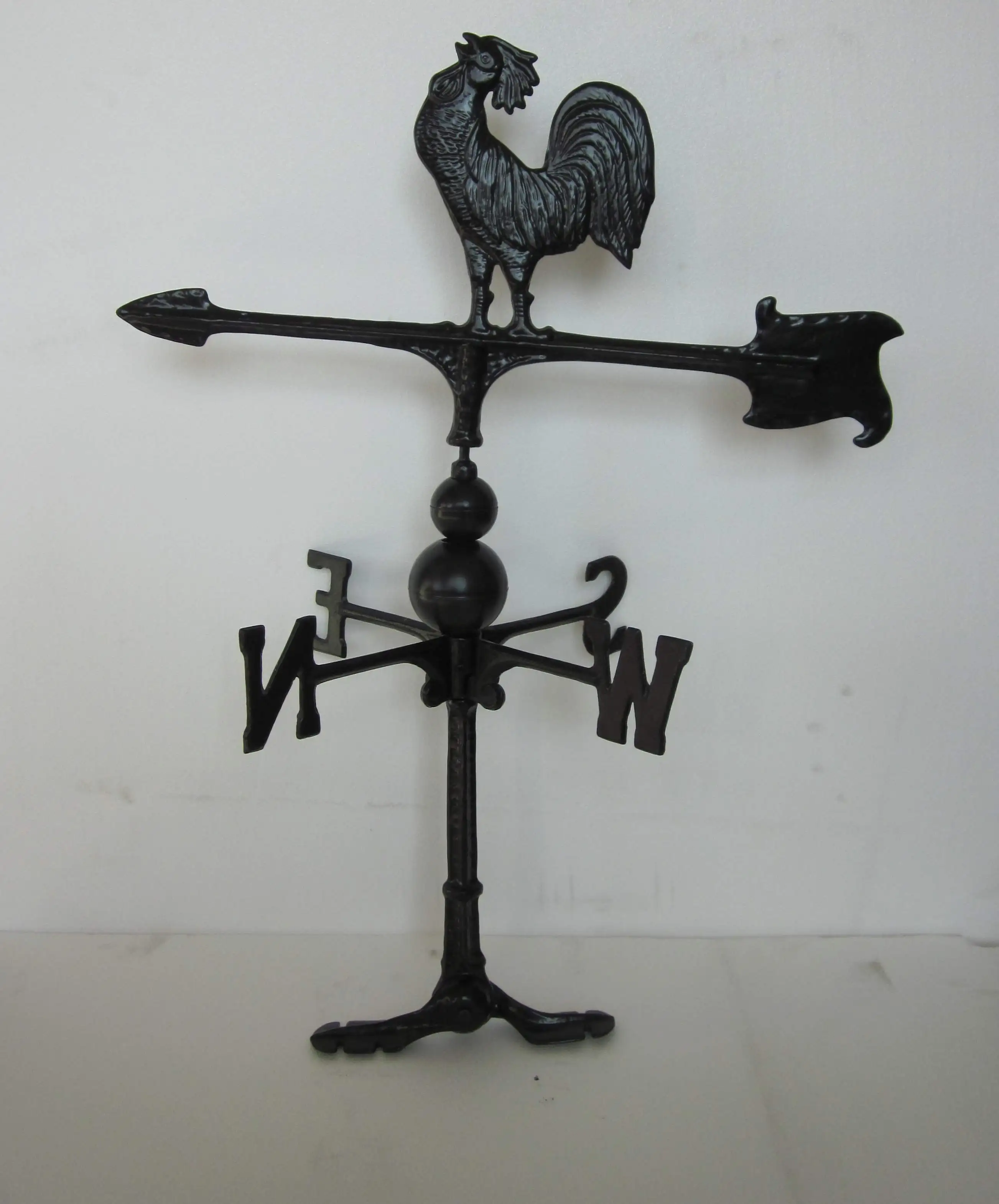 Cast aluminium Decorative Garden Ornaments  Weather vane  Outdoor Wind Direction Indicator Garden Farm rooster wind wheel