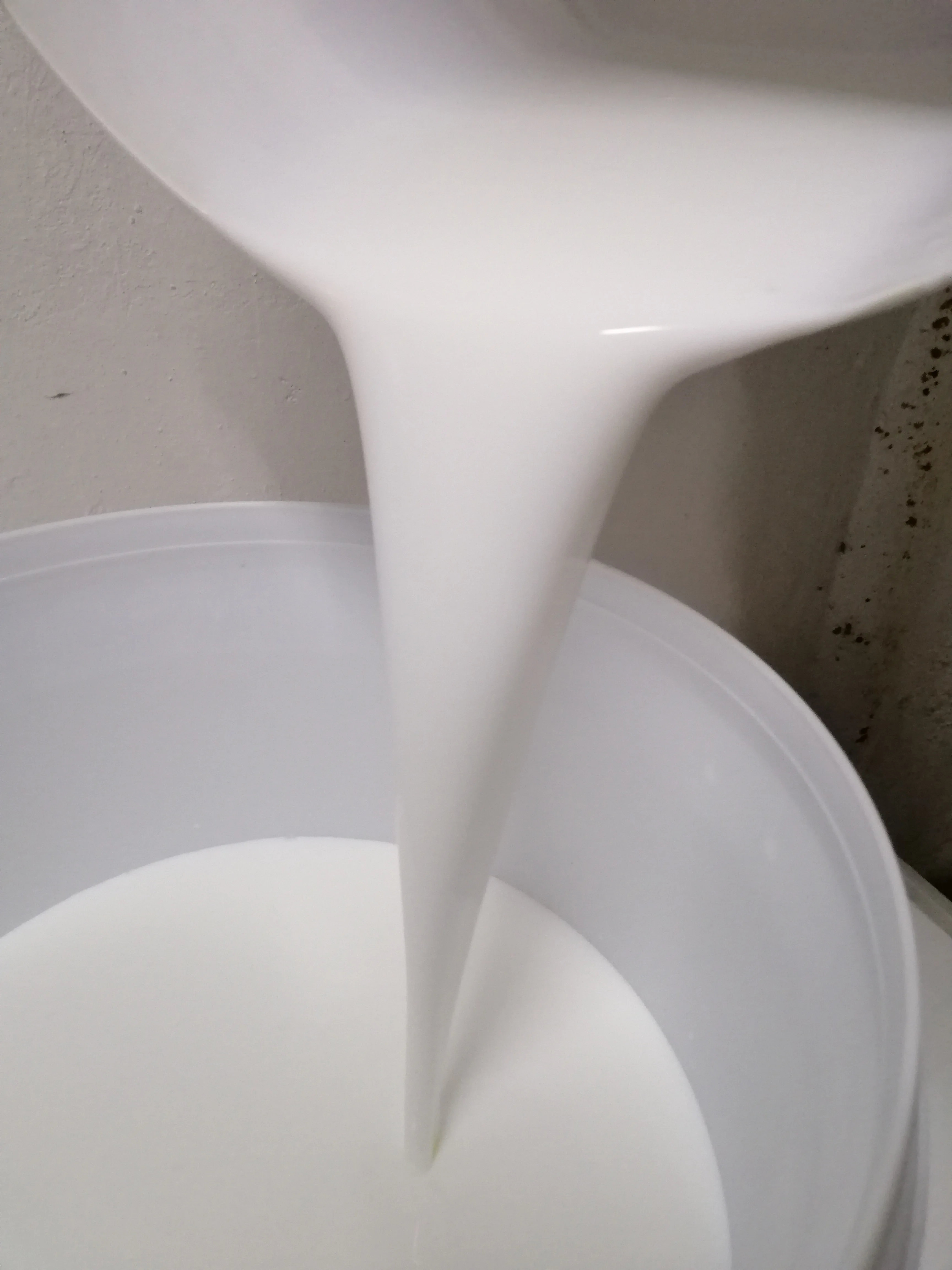 
High glossy top coat Transparent Dustproof UV Protection Varnish Paint 