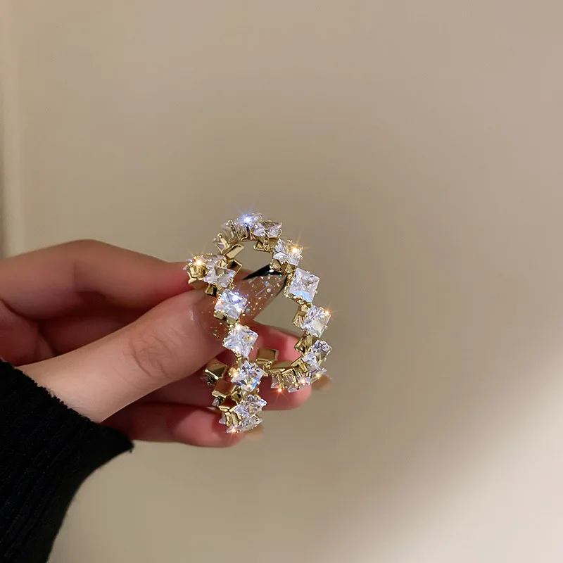 Barlaycs 925 Silver Jewelry Zircon C Shape Luxury Hoop Earrings 2021 Designer Statement Earrings Women Fashion Jewelry Wholesale