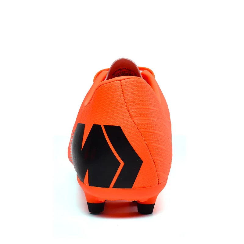
Wholesale 2020 men cheap professional Leisure Outdoor football soccer shoes for sale 