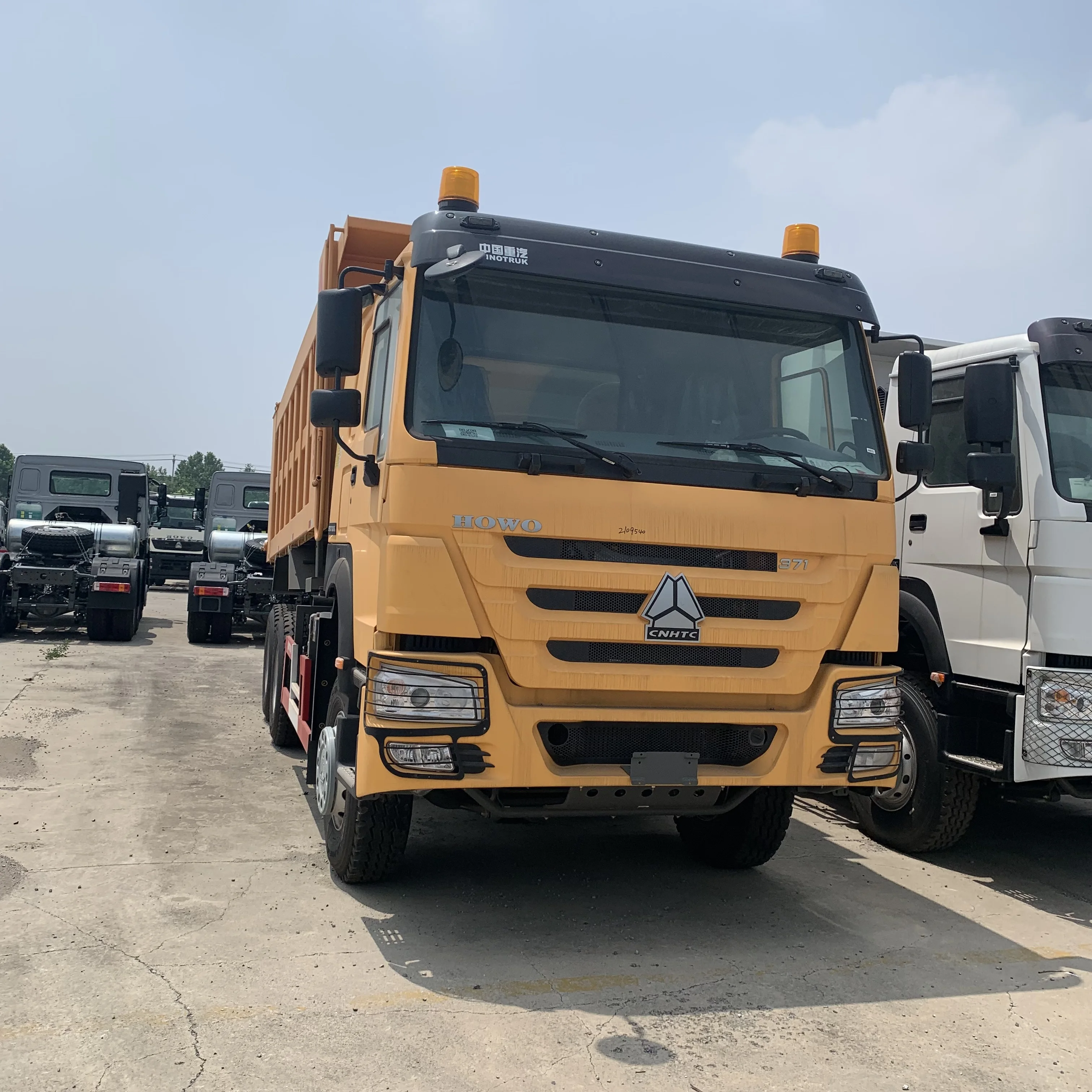 Sinotruk, цена, новые и использованные самосвалы 6x4 Howo 40T