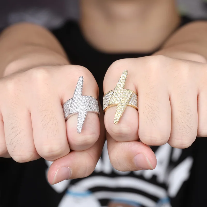 Hot Sale Iced Out White Cubic Zirconia Rings Bling Bling Full Micro Paved Round Diamond Rings For Men