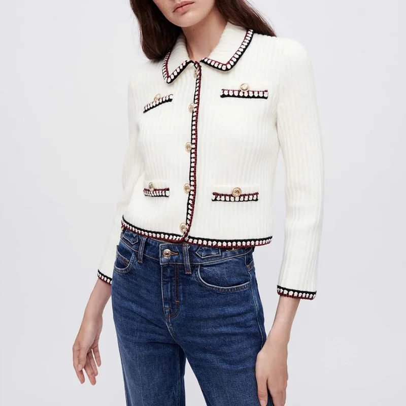 Fashionable OEM ODM custom logo ladies sweater pearl long-sleeve fitted cozy knit pockets cardigan