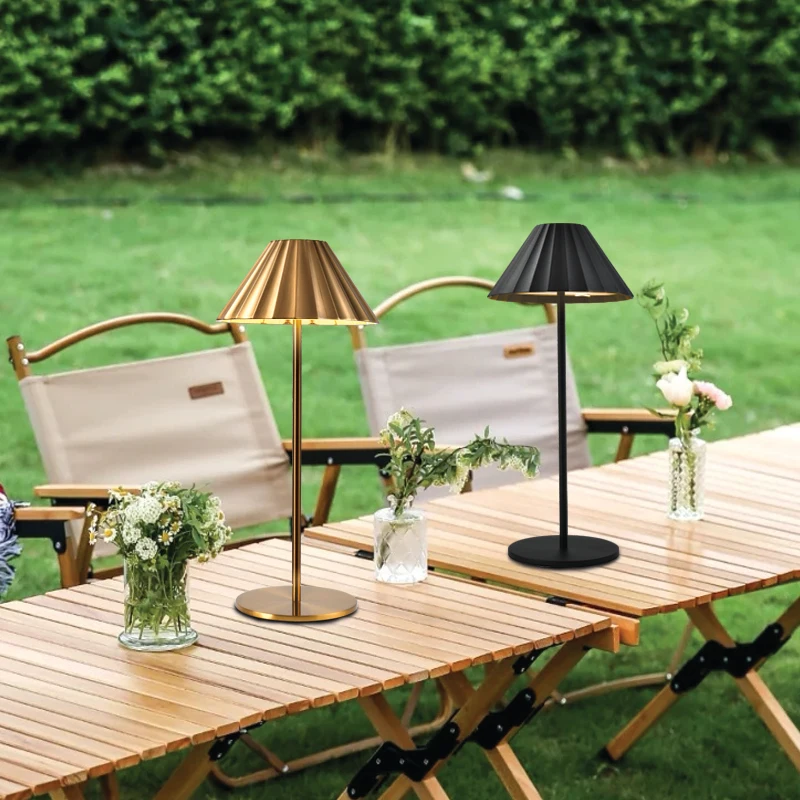 Cafe dining room decorative gold desk lamp adjustable battery operated cordless rechargeable led table lamp