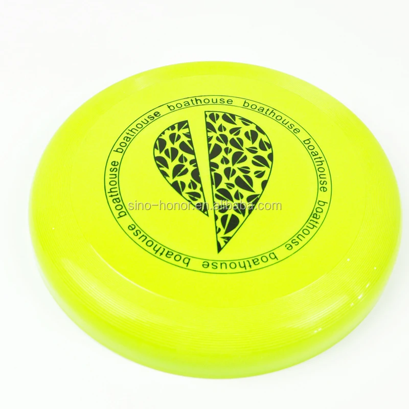 Plastic flying disc toy Throw and catch plastic flying disc toy