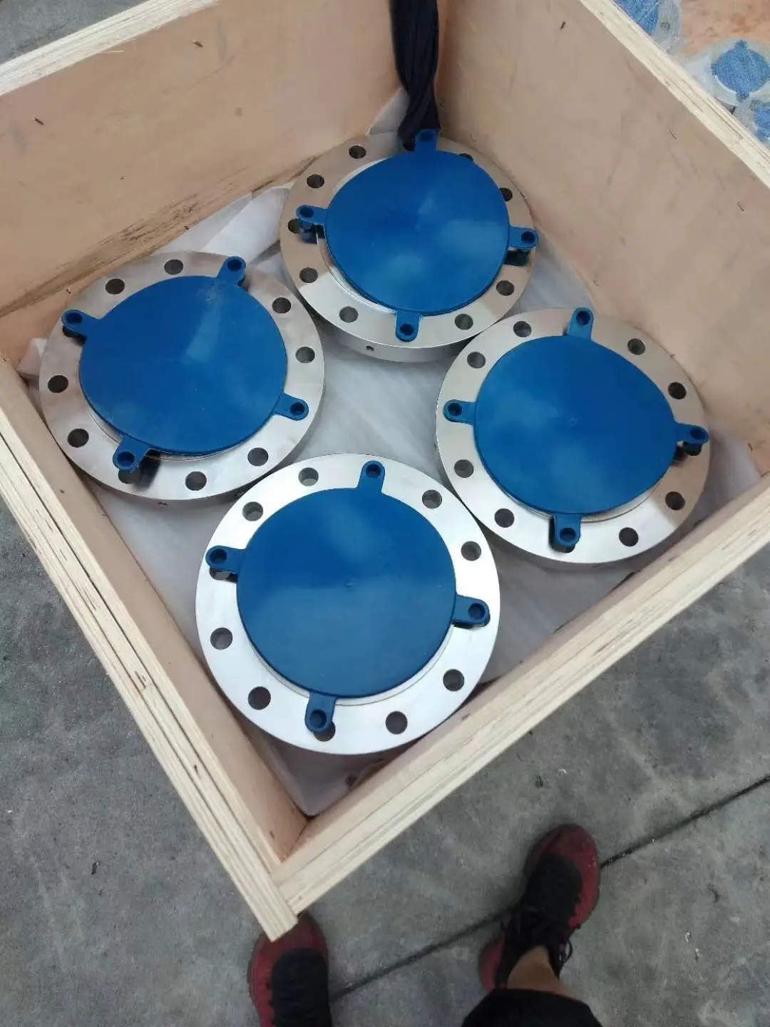 huayang factory ASME B16.5 MSS SP44 ss304L ss316L solar collector pipe fitting accessories all fast delivery