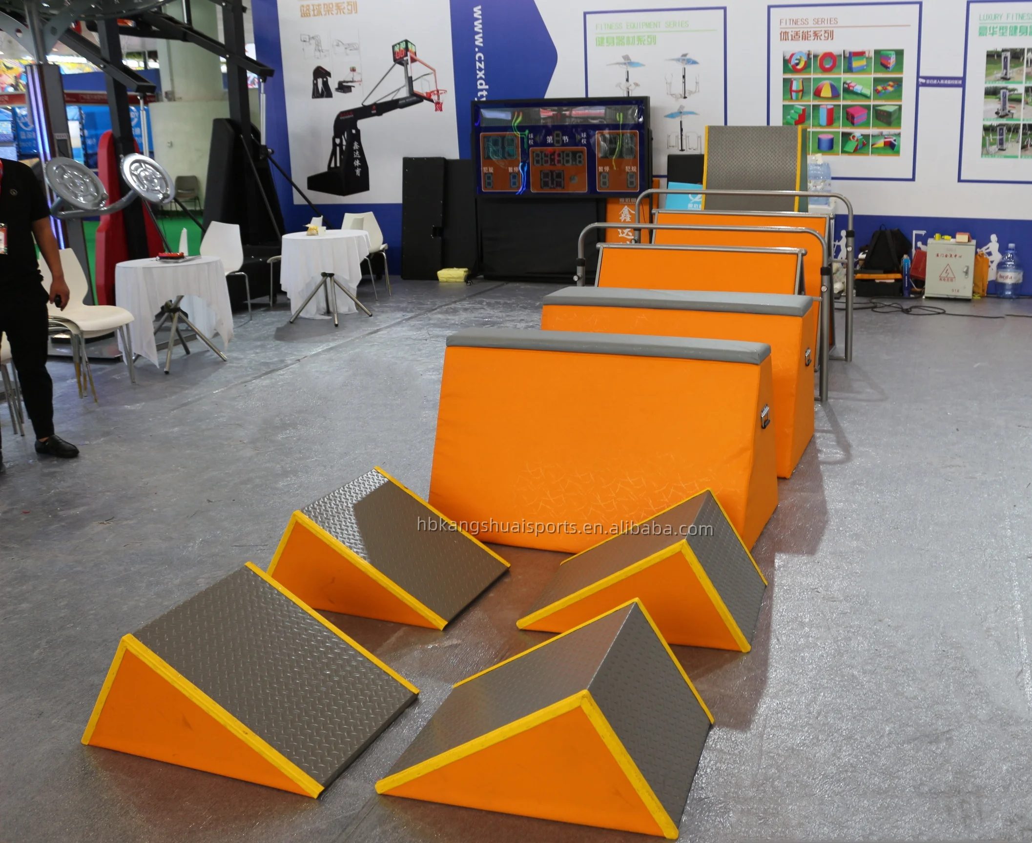 Wholesale gymnastic training wooden parkour climbing adventure set ninja warrior obstacle course equipment kids parkour baffle