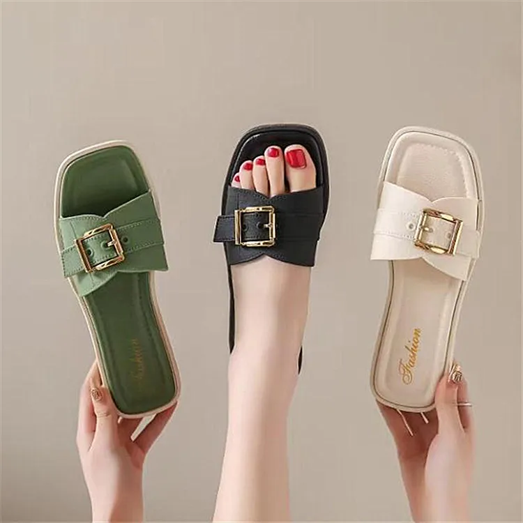 Fashion slippers Ladies Summer Wear Non-slip Beach Shoes New square Buckle Flat Bottom Casual Sandals Wholesale