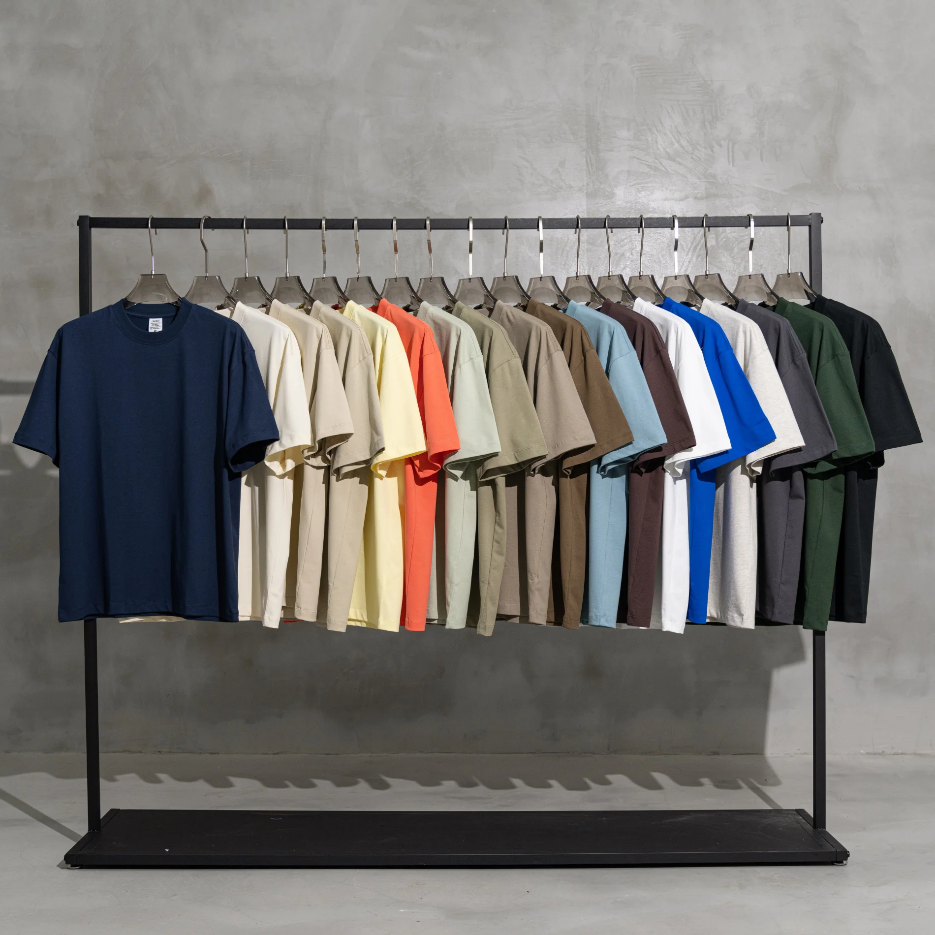 Custom High Quality 100% Cotton 305G Heavyweight Streetwear Round-neck Plus Size Drop Shoulder Plain Blank T-Shirt For Men