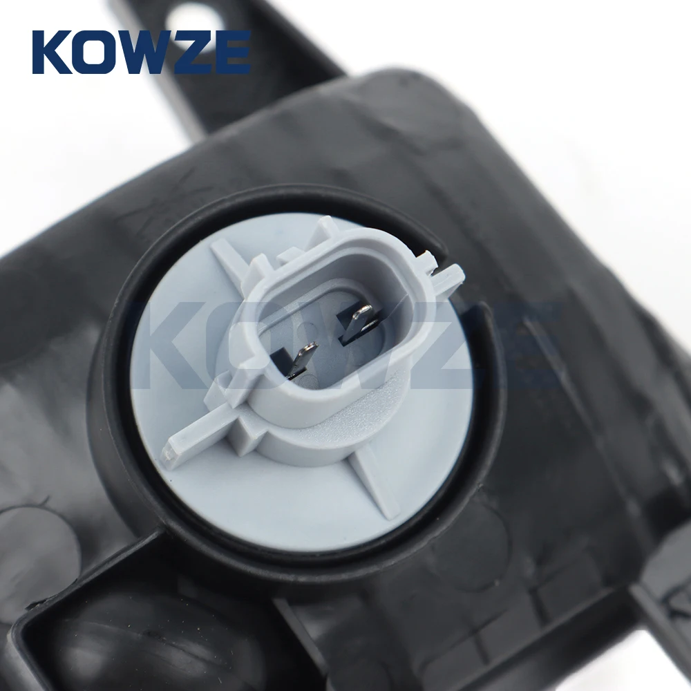 Kowze Auto Parts Wholesale Price Fog Lamp for Mitsubishi L200 8315A053