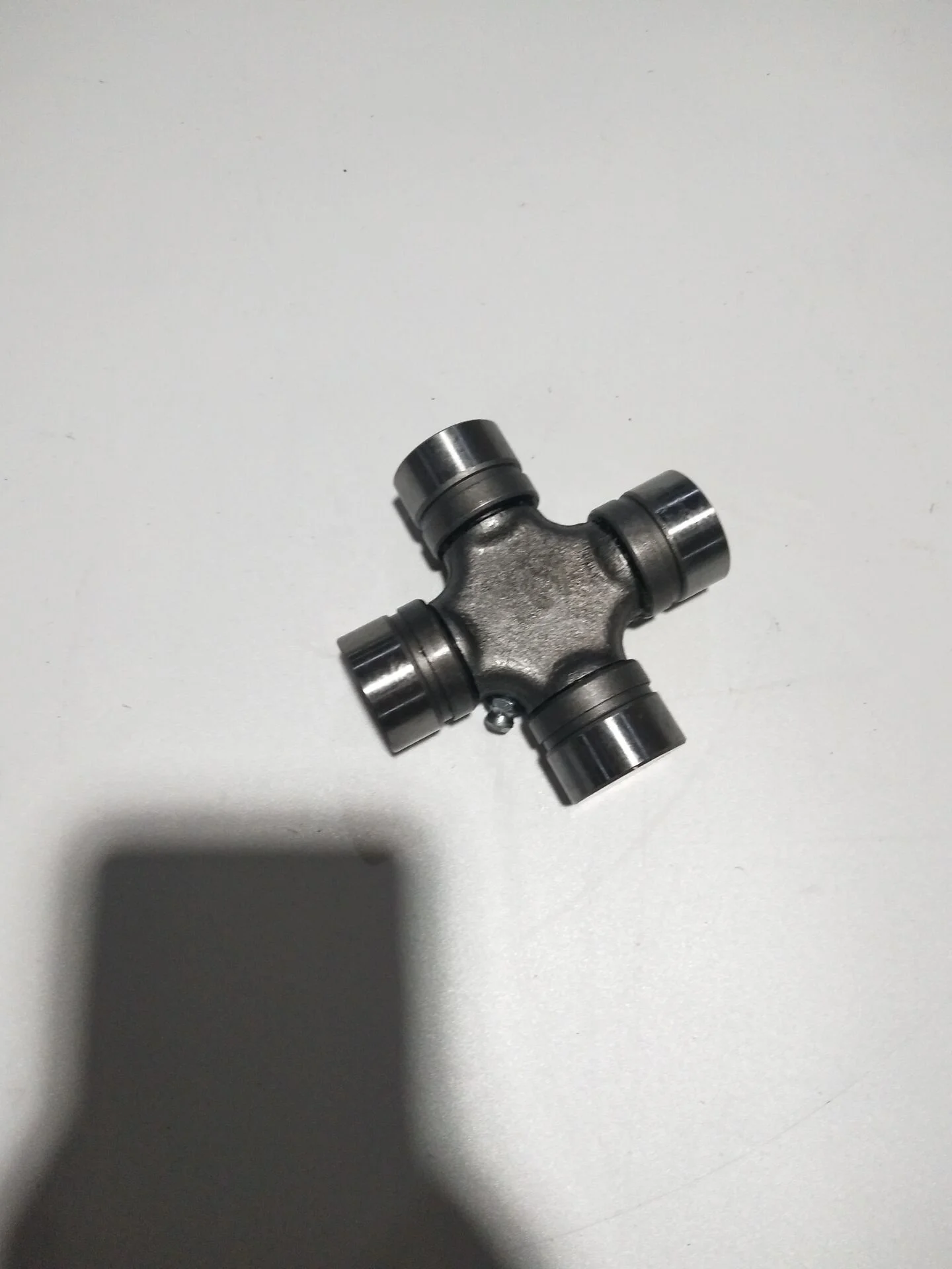 Front Axle auto parts Universal Joint J8136616 for 87-1995 Jeep Wrangler YJ/84-1999 Jeep Cherokee XJ w/Model 30