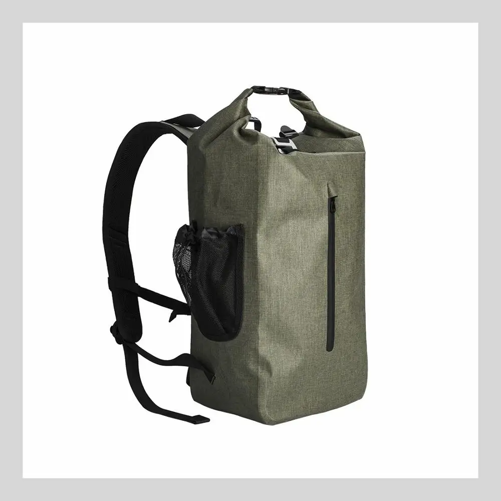 Cheap Travel Insulated 2 Liter Hydration Backpack Plastic Backpack
