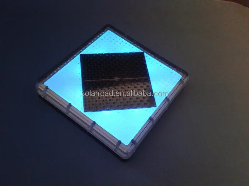
200X200MM Polycarbonate Solar Garden Lights Outdoor Ground LED Light Plastic Solar Paver Brick Lights 