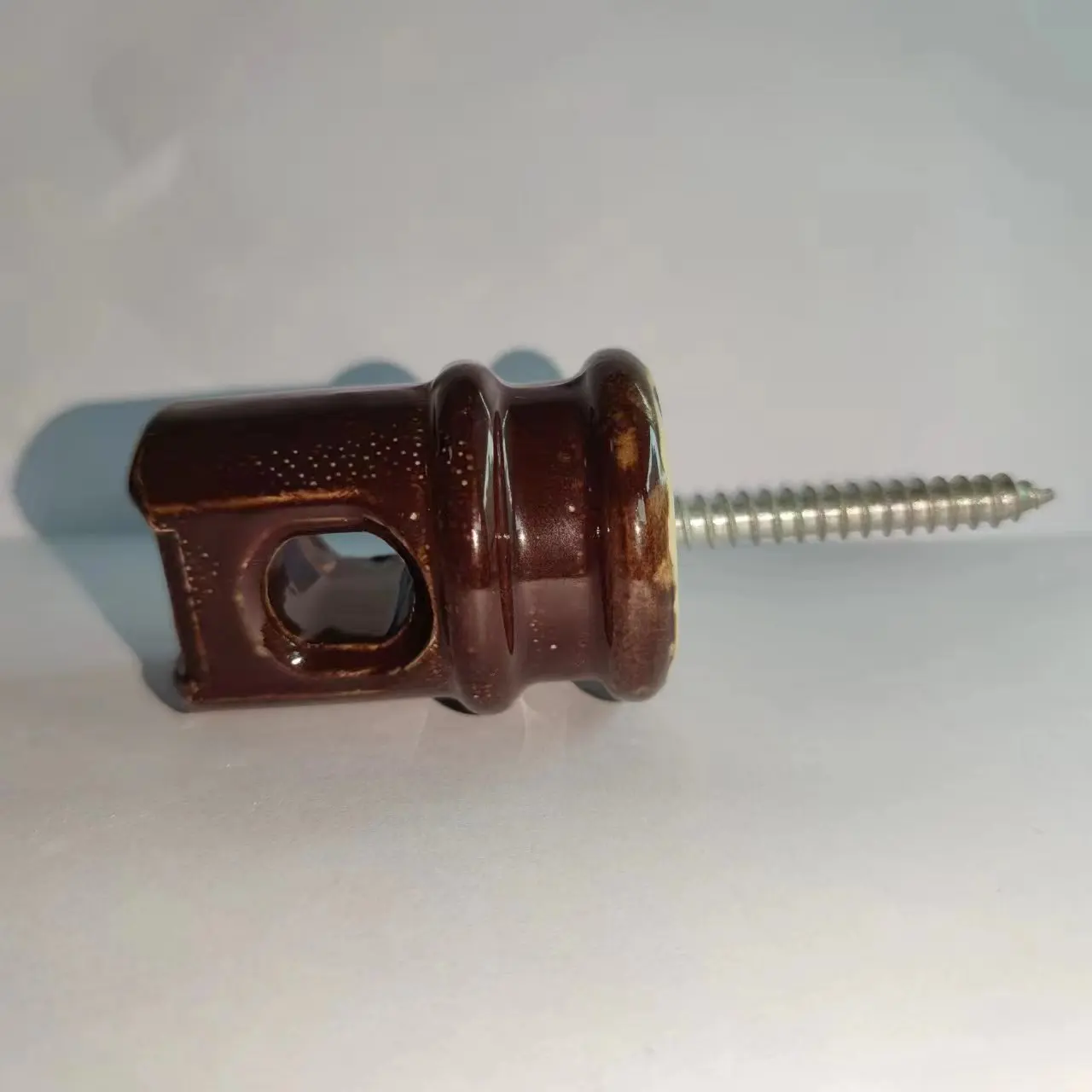 High quality&best price porcelain wiring insulator 803 with screw