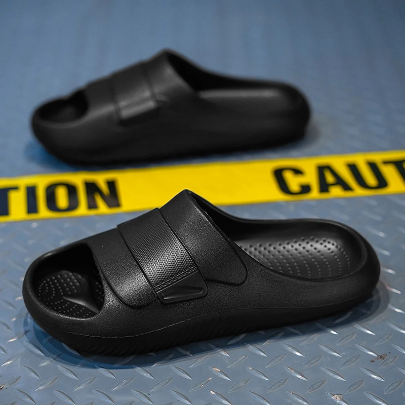 Slippers female summer indoor silent platform daddy slippers step on shit feeling non-slip couple sandals male wear