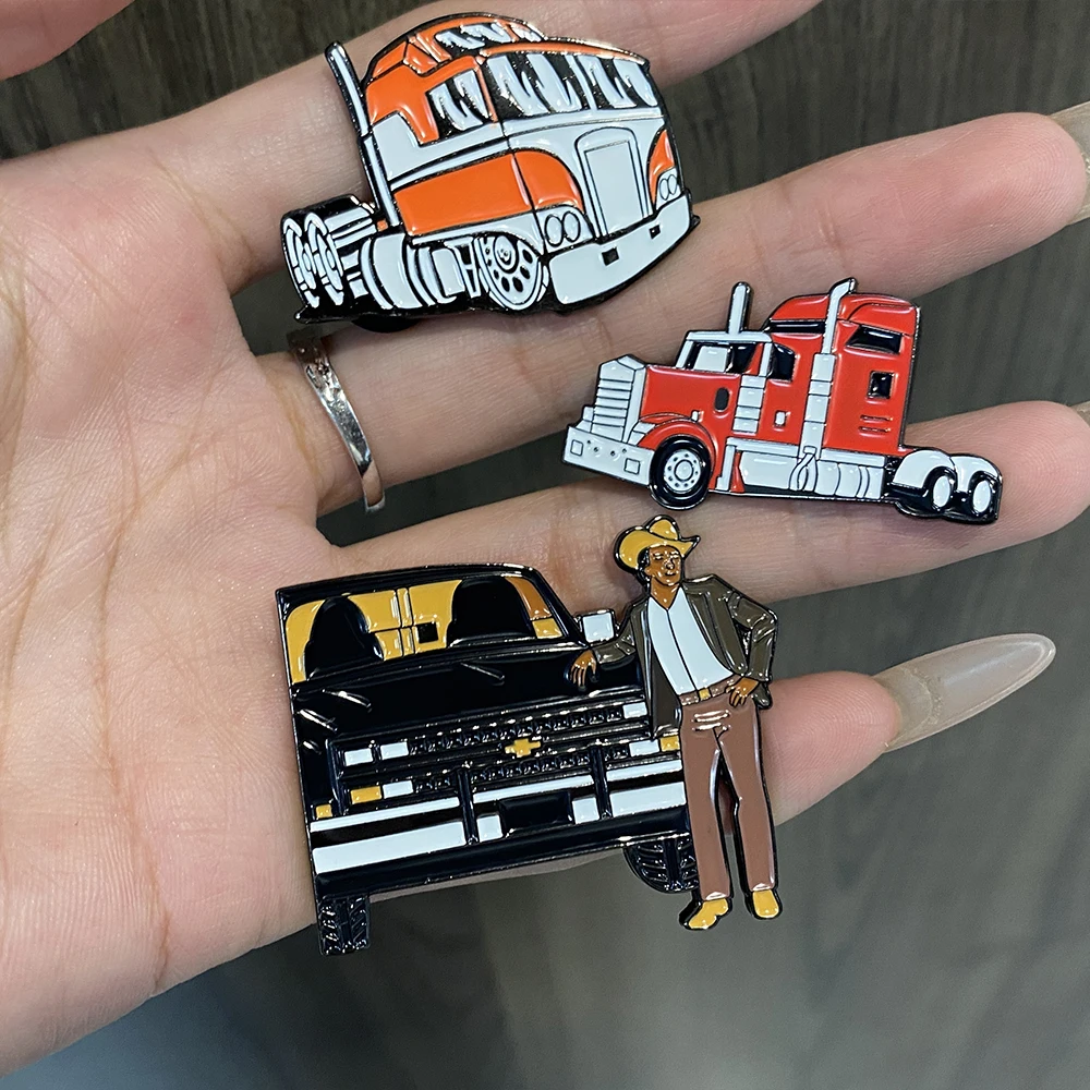 High Quality Personalized Metal Crafts Custom Logo Truck Car Pin Badge Soft Enamel Lapel Pin For Clothes