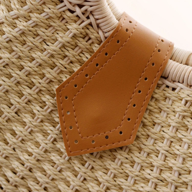 Factory Supplier New Style Beach Straw Crossbody Basket Bag Bohemian Round Knitting Straw Rattan Tote Bag