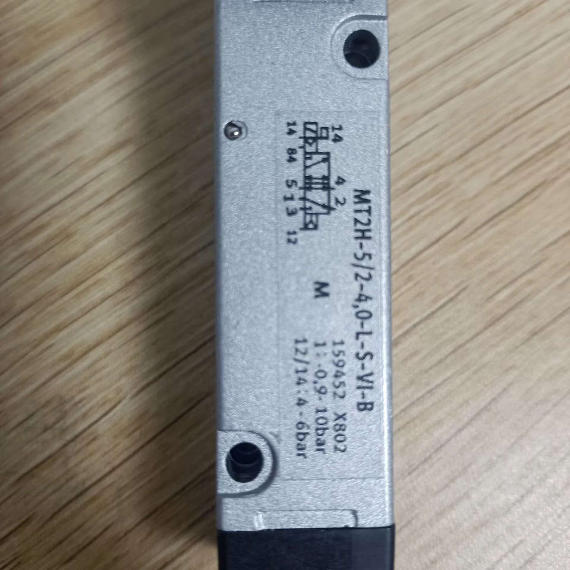 original Festos pneumatic solenoid valve MT2H-5/2-4,0-L-S-VI-B 159452