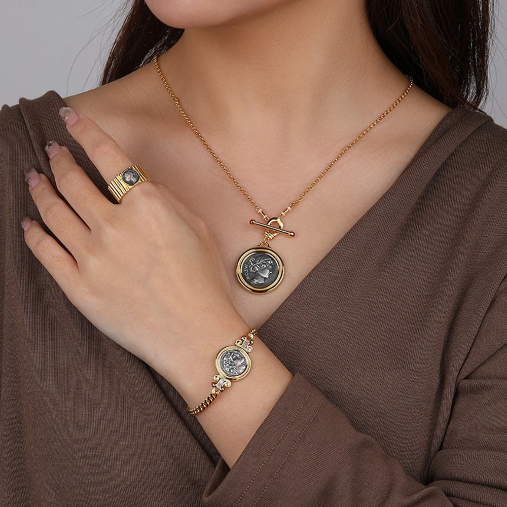 925 Sterling Silver Gold Plated Vintage Portrait Pendant Personality Ancient Coin Necklace