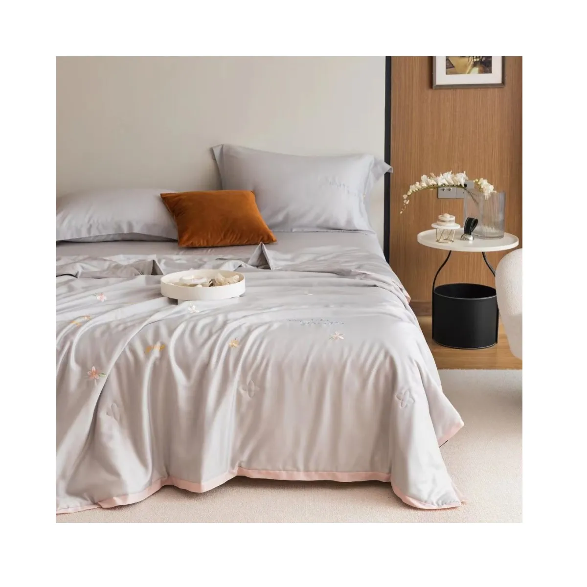 China Luxury New Style Spring Summer Quilt Contracted Air Conditioning Quilt Comforter Silk Duvet Tencel Bedding Set Oem