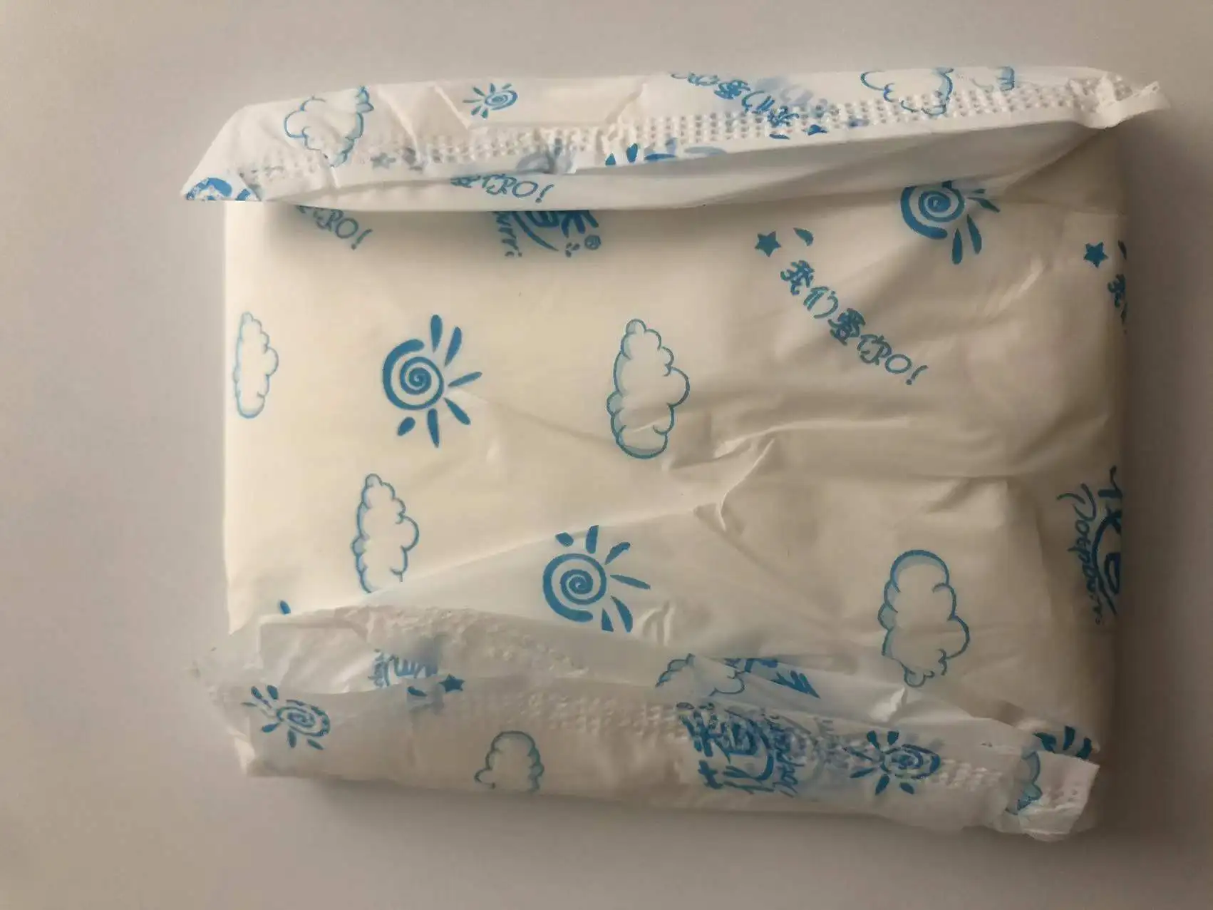 Day Use  Sanitary Napkins Naturally Ladies Pads Physiological Periods Towel Supplier Soft Custom Top OEM