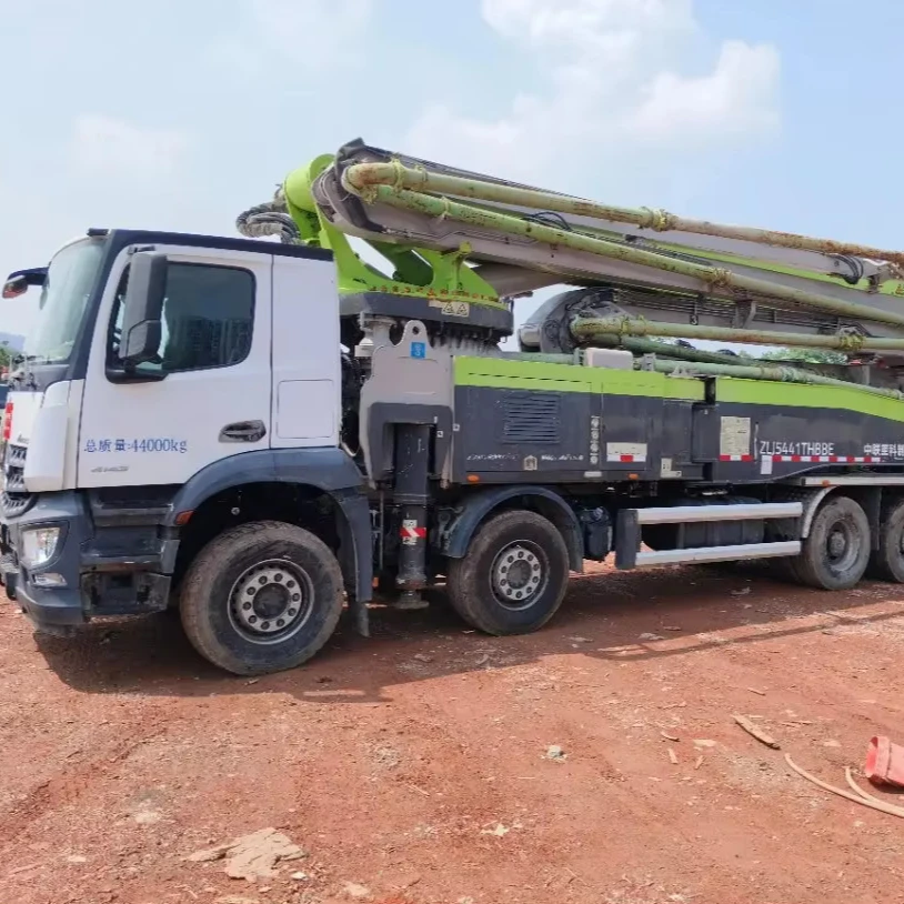 Factory-Priced 38X-5RZ-2 Concrete Mixer Truck with Pump Used Electric & Diesel Power for Construction & Machinery Repair Shops