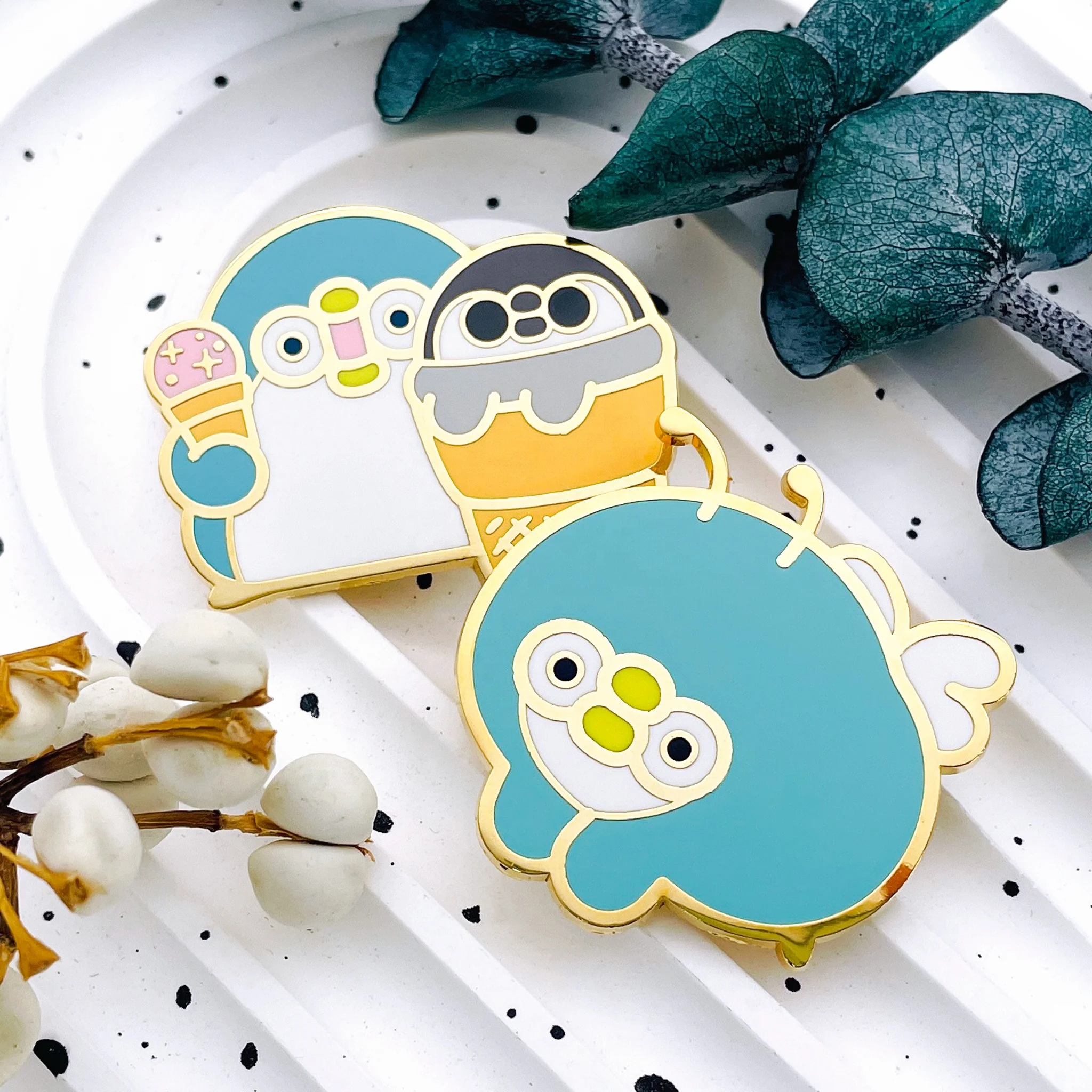 Лидер продаж 2024, Металлический Нагрудный значок нового дизайна с вашим собственным логотипом/значком/Эмалевым штифтом