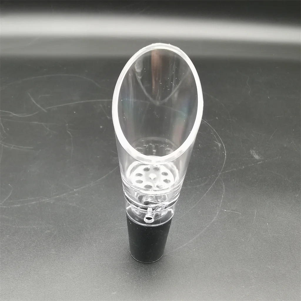 Top seller hot  wholesale cheap custom plastic small mini vodka liquor whiskey wine bottle whisky aerator pourer decanters