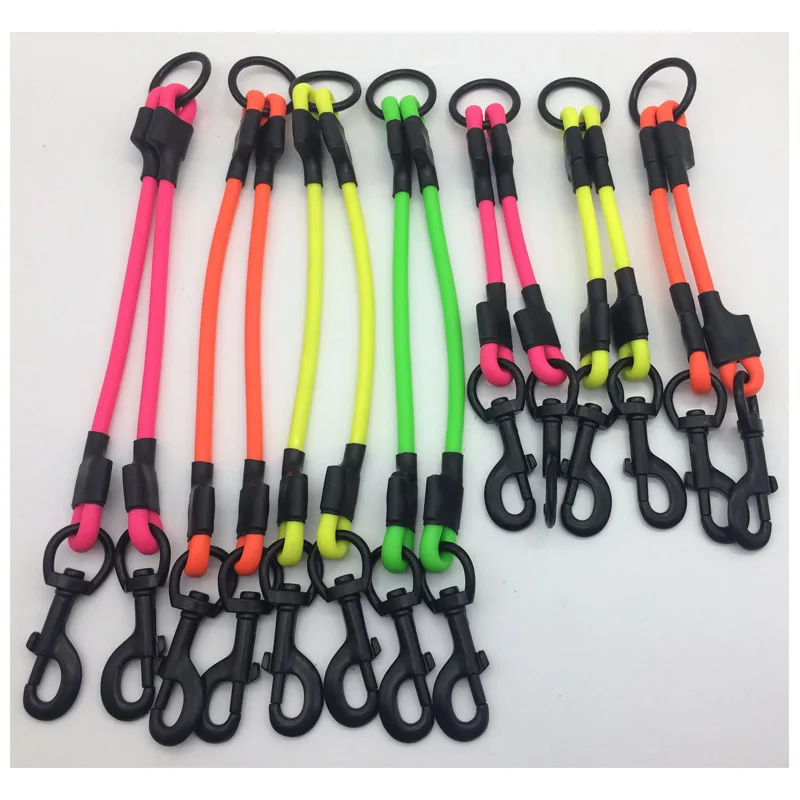 Double Dog Walker Trainer Solid Pattern PVC Coated Nylon Plastic Collars Coupler Leashes for 2 Dogs Animal Inspired Walkers