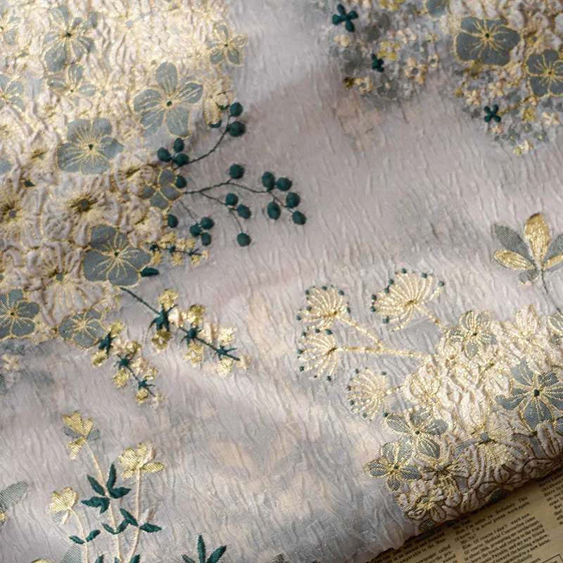 100% polyester Woven product graceful flower pattern design jacquard fabric