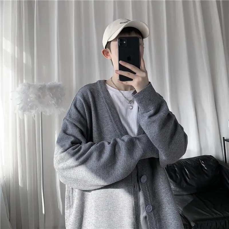 Top fashion mans knitted sweater cardigan loose V neck cardigan knit sweater in solid color large size bottom sweater