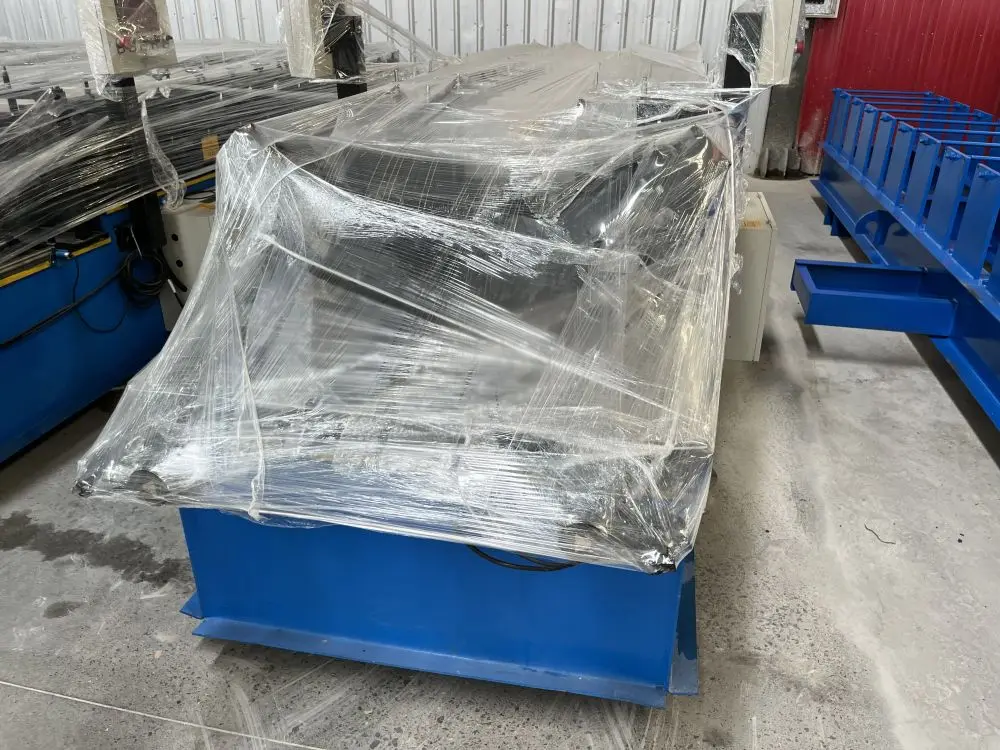 Fully automatic PPGI,GI,GL  roofing panel  floor decking  metal roof roll forming machine