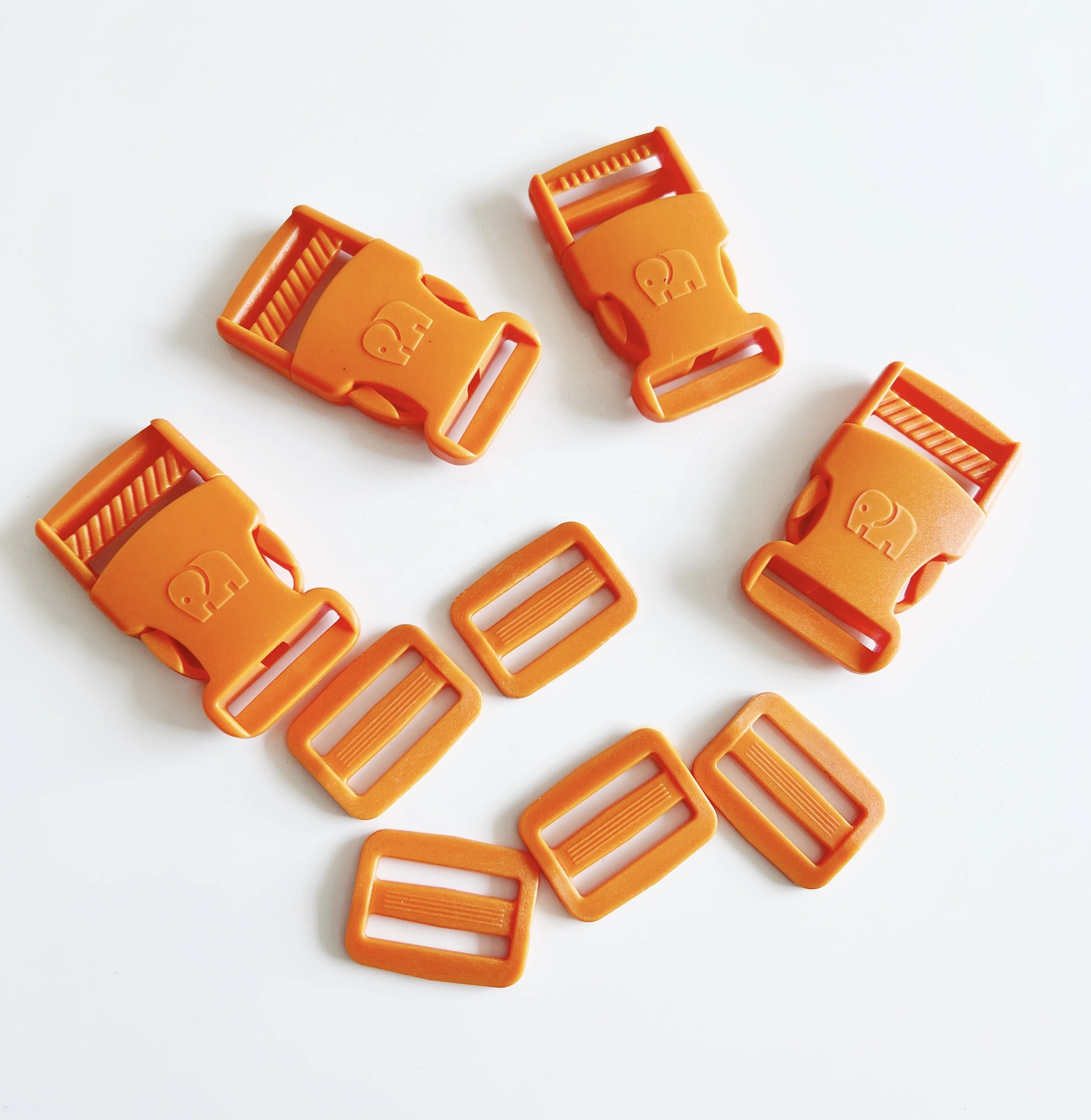 Colorful Backpacks Bag Strap Adjustment Buckle Pet Collar Plastic Side Release Buckles Embossed logo buckle