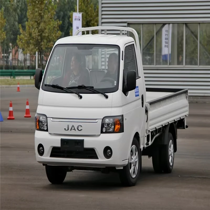 JAC X5 Mini Cargo Truck 120HP Euro 6 Gasoline Engine New Condition 4x2 Drive Wheel Automatic Manual Transmission 4L Engine Left