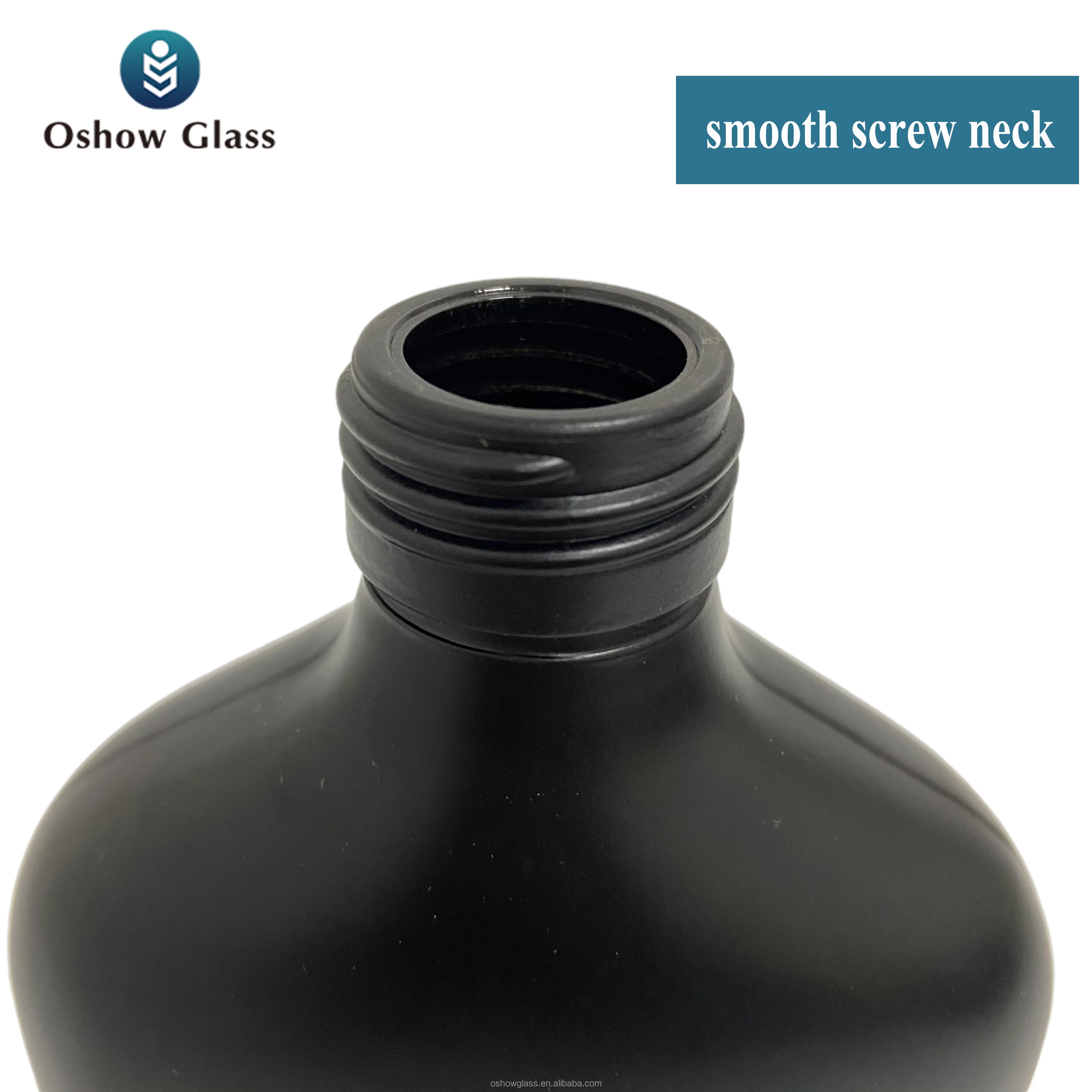 wholesale Matte Black glass bottle 100ml 200ml 250ml Flat Flask Liquor Vodka Glass Wine Bottle with Lid customization