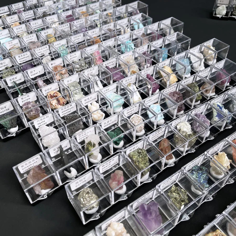 Wholesale Natural Crystal Gemstone Mineral Rock Crystal Mineral Specimen with Acrylic Packing Gift Box