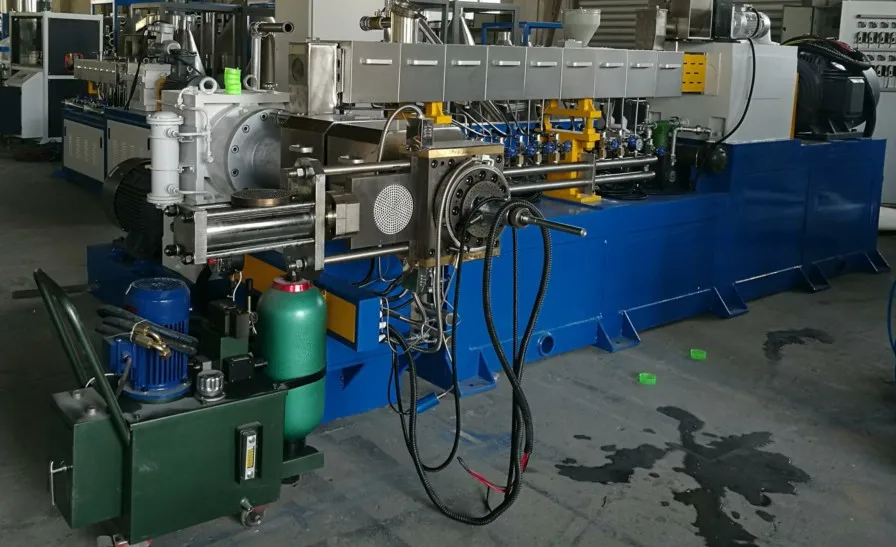 Double Screw Extruder POM XLPE PVC Compound Extruder for Granulating