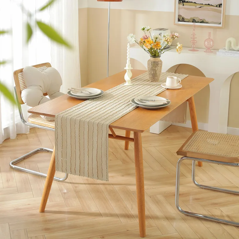 2023 New Design Light Luxury Style Table Runner Striped Pure Color Home Decoration Table Runner