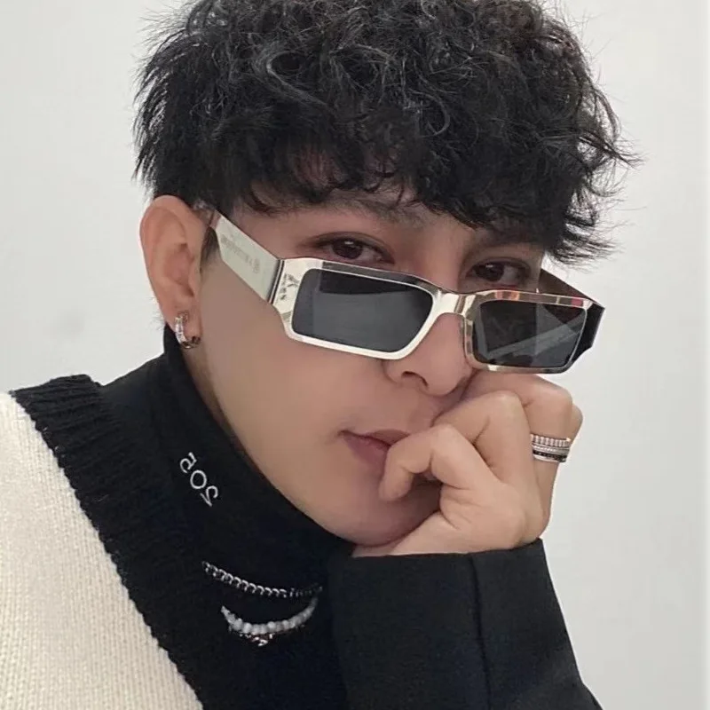 2021 New Small Metal Women Sun Glasses Fashion Rectangle Mens Sunglasses For Internet Celebrities Style