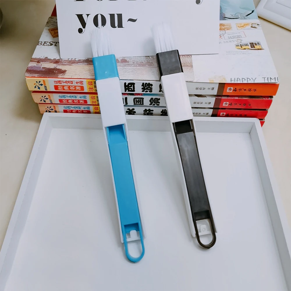 Multifunctional  crevice brush  with dustpan for computer keyboard window and door