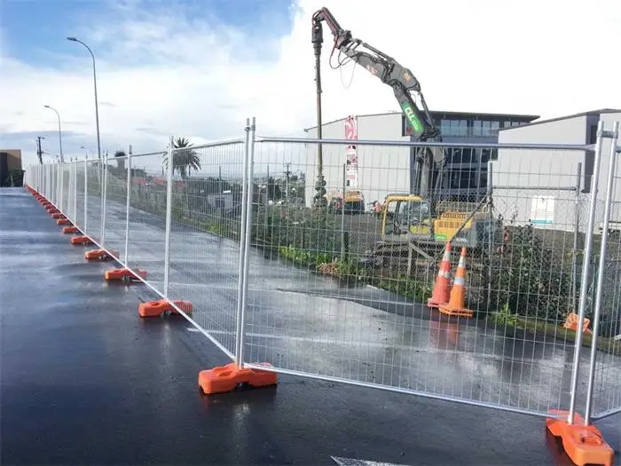 temporary fence 26.jpg