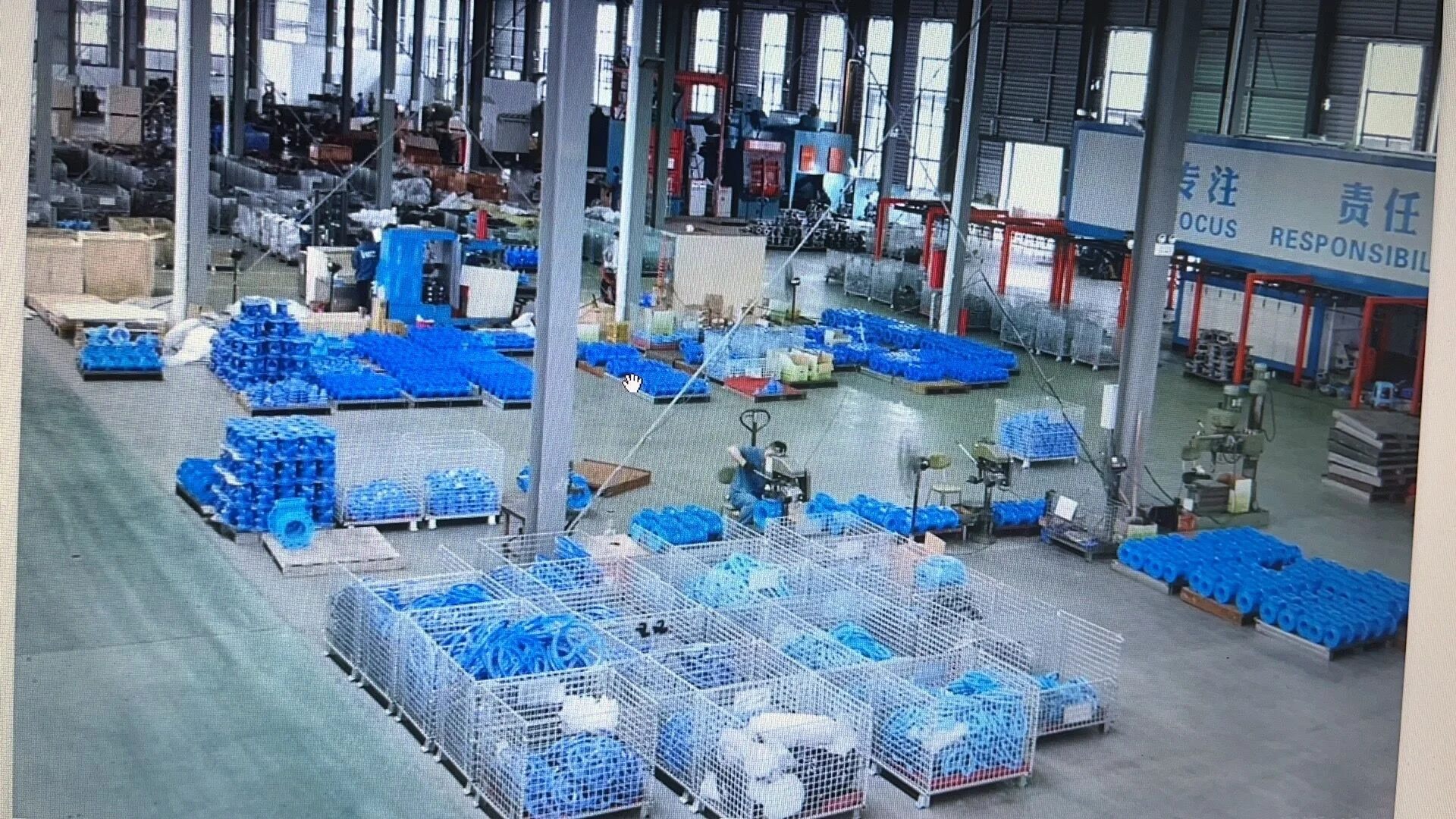 Din Pn16 Cast Steel High Temp Steam Hot Water Resistance Bellow Sea Double Disc knife gate valves Prices