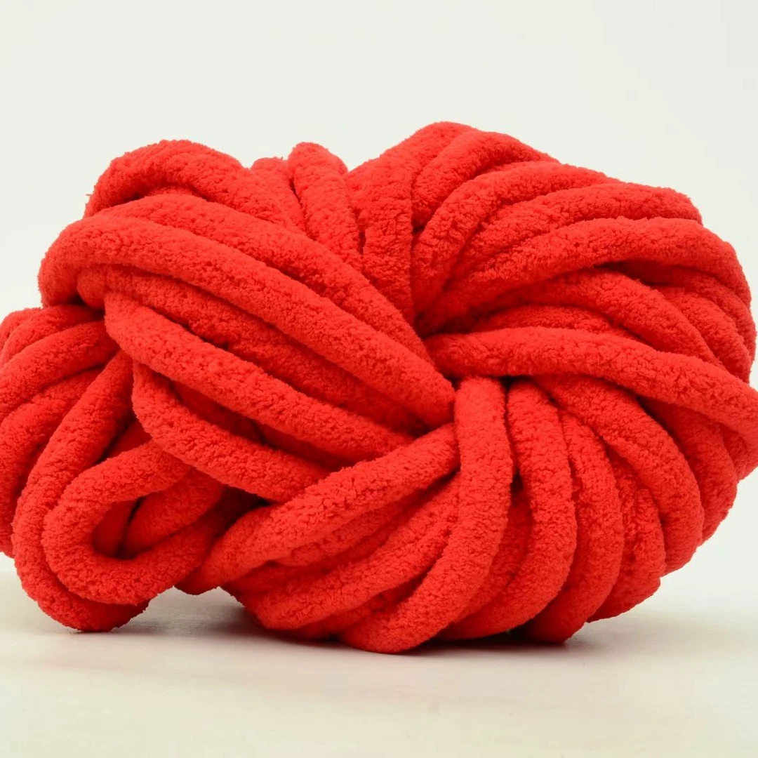 
Wholesale Manufacturer Recyclable Polyester Thick Yarn Knitting Textile Chenille Chunky Yarn 
