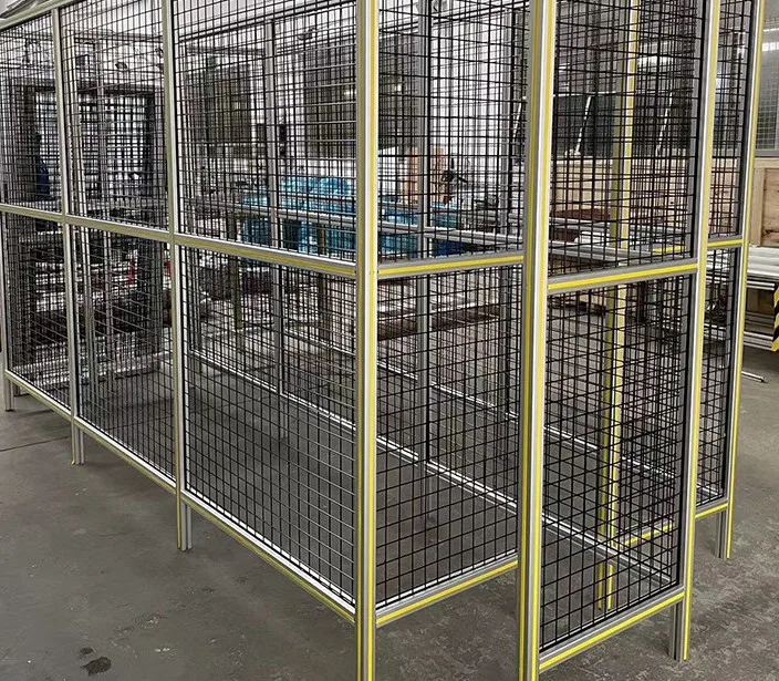 Galvanized Welded Wire Mesh Fence PVC Coated Welded Rabbit Cage Wire Mesh Prices