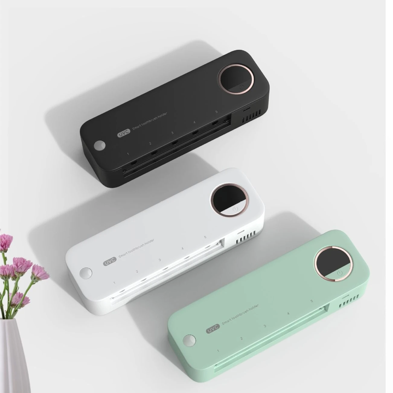 High quality Holder Function Wall Mounted Electric UV Toothbrush Sterilizer For Bathroom tooth brush sterilizer