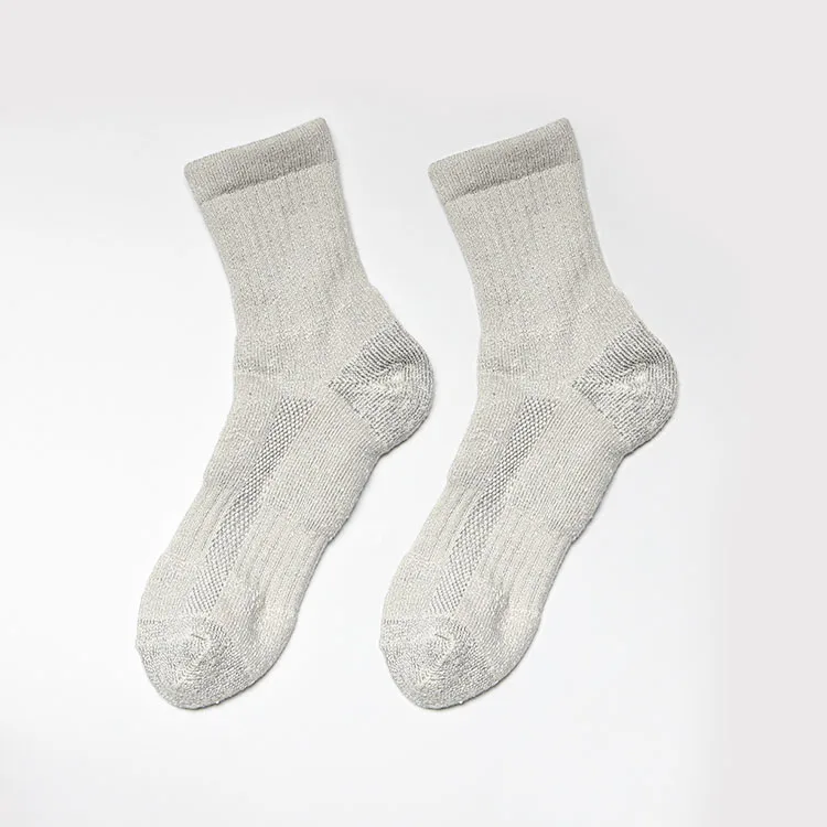 Best Quality GOTS Organic Hemp Yarn Crew Socks for Men OEM Custom Logo Thick Winter Socks Ready to Ship In-Stock MOQ 10 Pairs