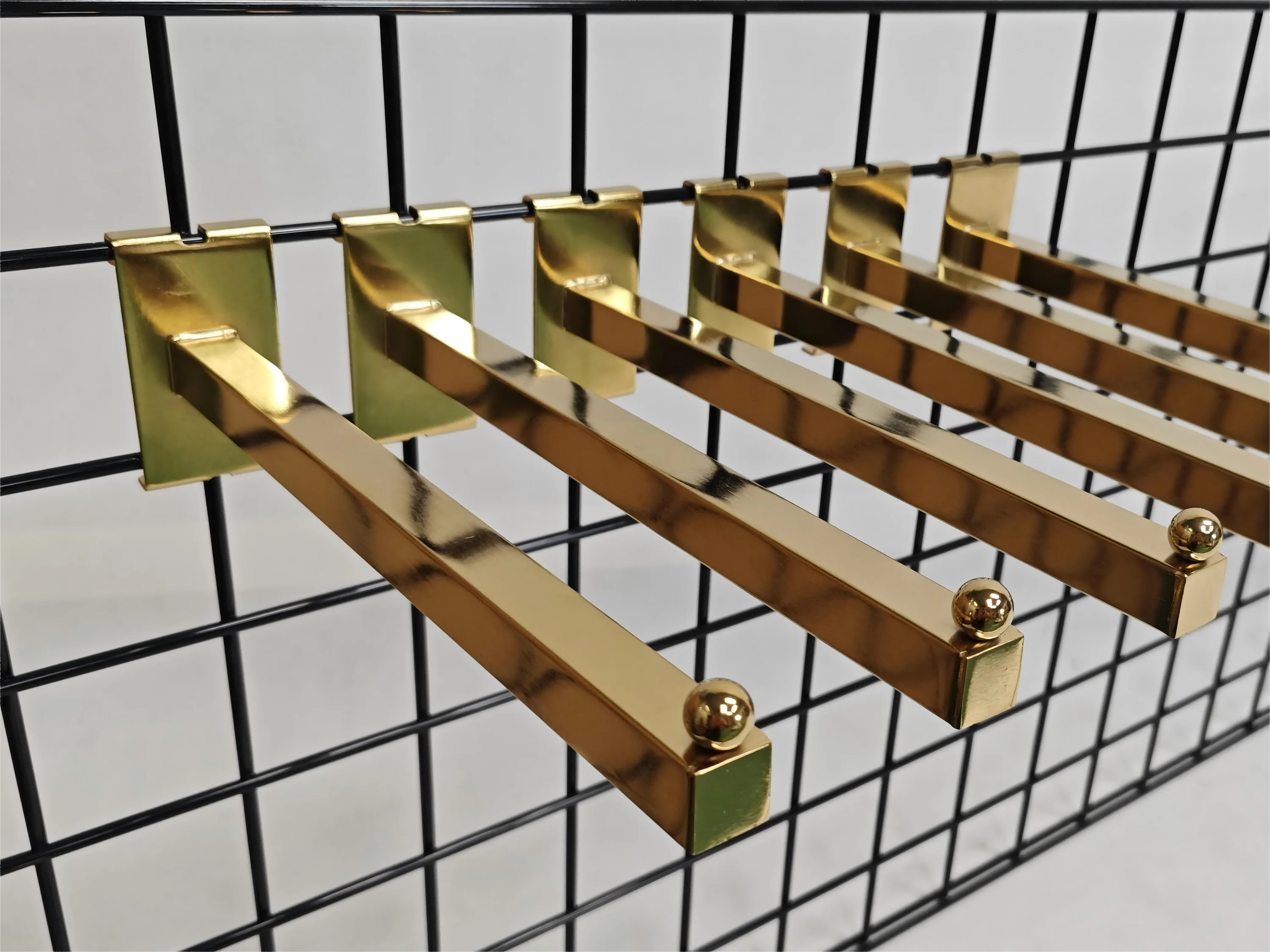 Grid Panel Metal Wire Display Rack Customized Size Clothes Hanging Wall Hook Slatwall Hooks Wire Hook Bracket